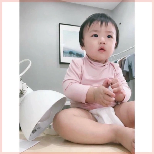 Đảm bảo bé luôn được cung cấp đủ nước, ngay cả trong những ngày lạnh. (Ảnh 5) Đảm bảo bé luôn được cung cấp đủ nước, ngay cả trong những ngày lạnh. (Ảnh 5)