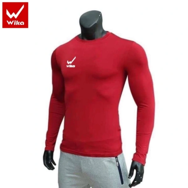 Độ bền của áo phụ thuộc rất nhiều vào cách giặt và bảo quản. (Ảnh 4) Độ bền của áo phụ thuộc rất nhiều vào cách giặt và bảo quản. (Ảnh 4)
