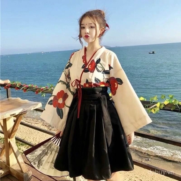 Áo Hanfu retro thường khiến người mặc suy nghĩ lại về độ thoải mái so với dự đoán ban đầu - Ảnh 1