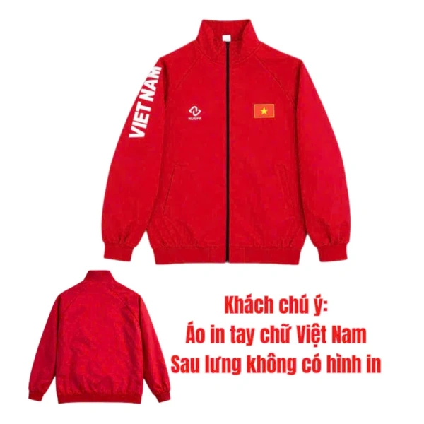 Áo gió thường được làm từ vật liệu nhựa tổng hợp, việc giặt bằng máy nước nóng hoặc dùng chất tẩy mạnh có thể phá hỏng lớp phủ chống thấm và giảm khả năng thoát hơi nước. (Ảnh 5)