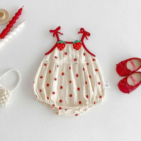 Chất liệu ảnh hưởng lớn tới độ thoáng và độ bám dính của da. (Ảnh 4)