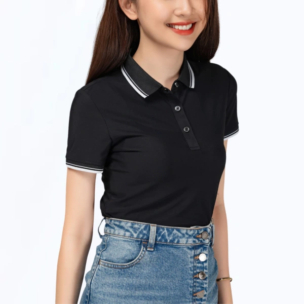 Trong những năm gần đây, vải poly cá sấu (thường gọi ngắn gọn là “vải cá sấu”) đã trở thành xu hướng phổ biến trong áo polo nữ. (Ảnh 2) Trong những năm gần đây, vải poly cá sấu (thường gọi ngắn gọn là “vải cá sấu”) đã trở thành xu hướng phổ biến trong áo polo nữ. (Ảnh 2)