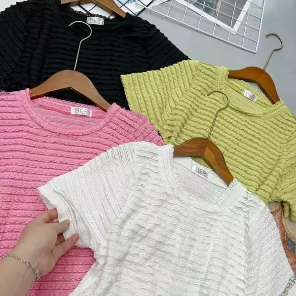 Áo ren mềm mất độ phồng sau lần giặt đầu khiến người dùng ngỡ ngàng - Ảnh 1
