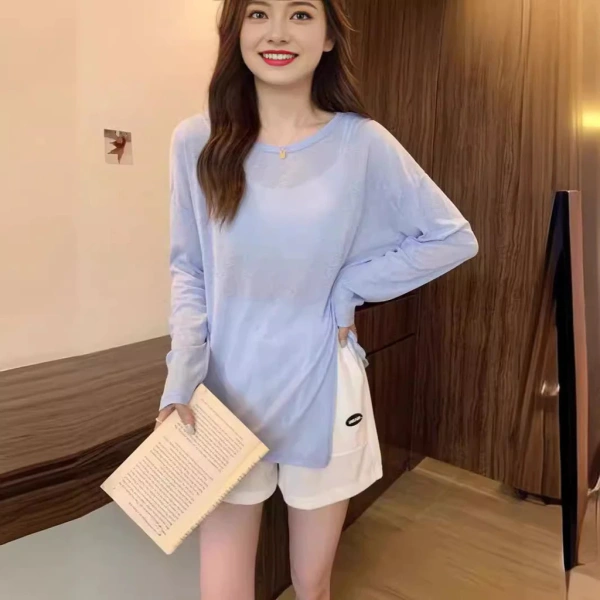 Windbreaker thường được làm từ chất liệu polyester hoặc nylon, chịu gió tốt, nhưng không phải lúc nào cũng có chỉ số UV cao. (Ảnh 4) Windbreaker thường được làm từ chất liệu polyester hoặc nylon, chịu gió tốt, nhưng không phải lúc nào cũng có chỉ số UV cao. (Ảnh 4)