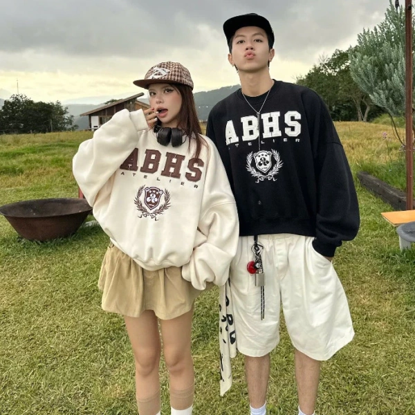 Cotton là chất liệu “cổ điển” được yêu thích vì độ thoáng khí, mềm mịn và cảm giác dễ chịu trên da. (Ảnh 2)