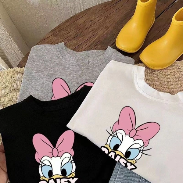 Áo thun cotton cho bé gái: cảm giác mềm mịn khi mới mua nhưng độ bền thực tế sau mùa giặt khiến phụ huynh ngạc nhiên - Ảnh 3 Áo thun cotton cho bé gái: cảm giác mềm mịn khi mới mua nhưng độ bền thực tế sau mùa giặt khiến phụ huynh ngạc nhiên - Ảnh 3