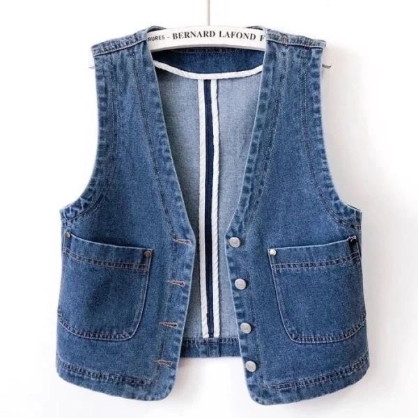 Áo vest denim ngắn giúp tạo dáng thon gọn mùa thu nhưng lại khiến cảm giác bám da khó chịu vào cuối ngày. - Ảnh 3 Áo vest denim ngắn giúp tạo dáng thon gọn mùa thu nhưng lại khiến cảm giác bám da khó chịu vào cuối ngày. - Ảnh 3