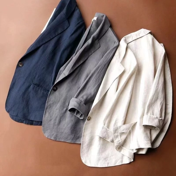 Như bảng so sánh, áo vest linen nổi bật nhất ở khả năng duy trì cảm giác mát và đồng thời có độ bền cao – hai yếu tố quan trọng cho những ngày hè kéo dài. (Ảnh 5)