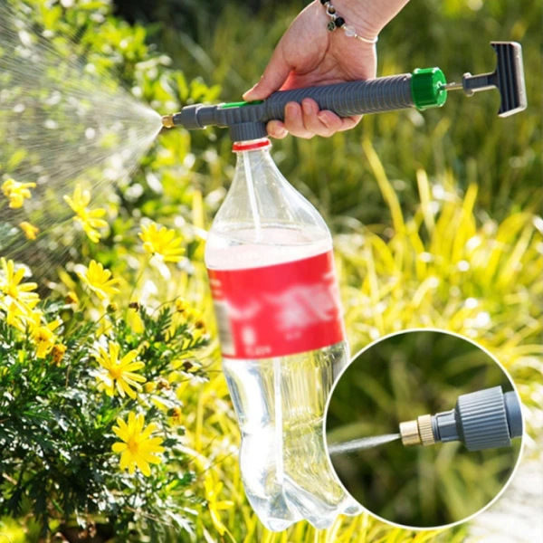 Áp lực mạnh của đầu xịt tăng áp dễ tạo vệt thuốc khi phun, chi tiết nhỏ nhiều người bỏ qua - Ảnh 1