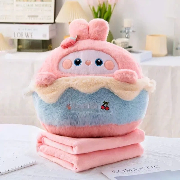 Trong thời gian gần đây, các nhà sản xuất đã phát triển những mẫu chăn gối “đôc lập” với tính năng gập gọn: chăn được tích hợp bên trong gối và có thể mở ra khi cần. (Ảnh 4) Trong thời gian gần đây, các nhà sản xuất đã phát triển những mẫu chăn gối “đôc lập” với tính năng gập gọn: chăn được tích hợp bên trong gối và có thể mở ra khi cần. (Ảnh 4)