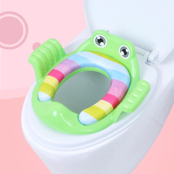 Những yếu tố này không chỉ ảnh hưởng đến an toàn mà còn gây mất tự tin cho bé khi muốn thực hành độc lập, khiến quá trình rèn luyện thói quen vệ sinh trở nên chậm lại. (Ảnh 2) Những yếu tố này không chỉ ảnh hưởng đến an toàn mà còn gây mất tự tin cho bé khi muốn thực hành độc lập, khiến quá trình rèn luyện thói quen vệ sinh trở nên chậm lại. (Ảnh 2)