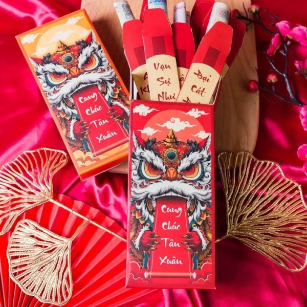Bì lì xì đầu lân Tết: khi độ cứng của giấy khiến cảm giác truyền thống mất đi sự tinh tế - Ảnh 1 Bì lì xì đầu lân Tết: khi độ cứng của giấy khiến cảm giác truyền thống mất đi sự tinh tế - Ảnh 1