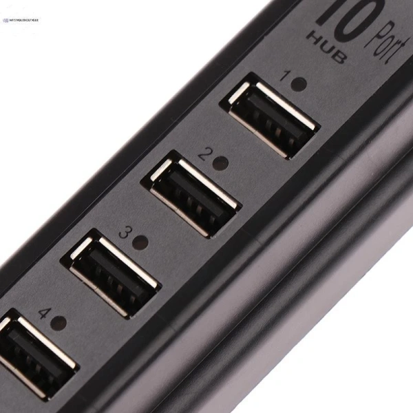 Trong thị trường hiện nay, hub USB đa cổng có nhiều loại, từ những mẫu không có nguồn phụ (bus-powered) đến các mẫu có bộ đổi nguồn (self-powered). (Ảnh 5) Trong thị trường hiện nay, hub USB đa cổng có nhiều loại, từ những mẫu không có nguồn phụ (bus-powered) đến các mẫu có bộ đổi nguồn (self-powered). (Ảnh 5)