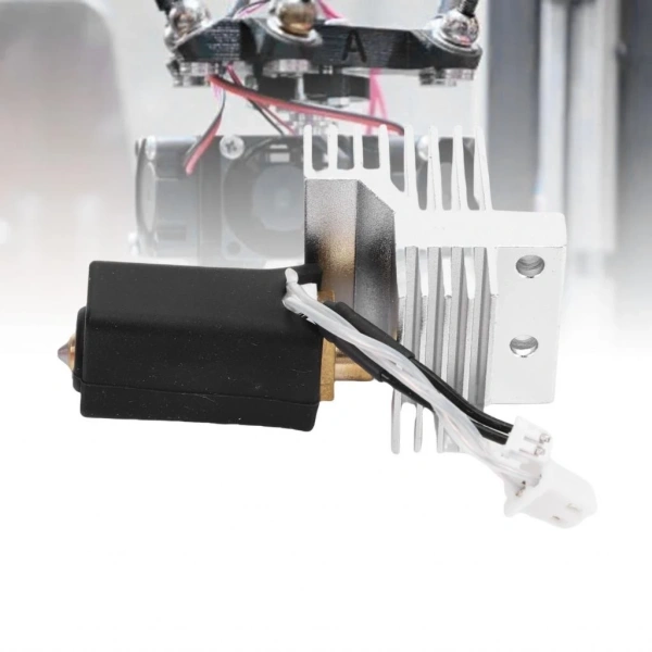 Trong thiết kế hotend hiện đại, tấm sưởi gốm được coi là “cột trụ” giúp duy trì nhiệt độ ổn định trong suốt quá trình in. (Ảnh 3)