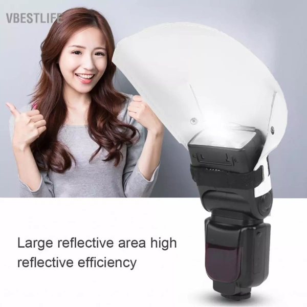 Vòng cung rộng và bề mặt phản chiếu lớn giúp phân tán ánh sáng đồng đều hơn, giảm các “điểm sáng mạnh” và tạo ra ánh sáng mềm, “ngập tràn” khắp khu vực chụp. (Ảnh 2)