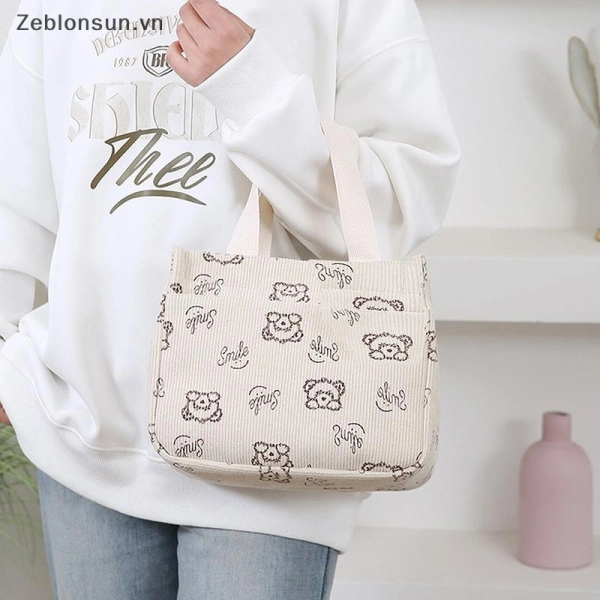 Như vậy, dù trọng lượng có thể hơi tăng, nhưng lợi ích về an toàn thực phẩm và tiện lợi khi vệ sinh khiến túi có ngăn đế thường là lựa chọn tối ưu cho người dùng thường xuyên mang bữa trưa. (Ảnh 4)