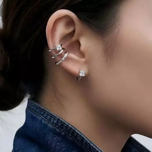 Bông tai titan 316L ba vòng zircon: khi mong đợi không gây kích ứng, nhưng da lại phản ứng sau vài tuần - Ảnh 4 Bông tai titan 316L ba vòng zircon: khi mong đợi không gây kích ứng, nhưng da lại phản ứng sau vài tuần - Ảnh 4