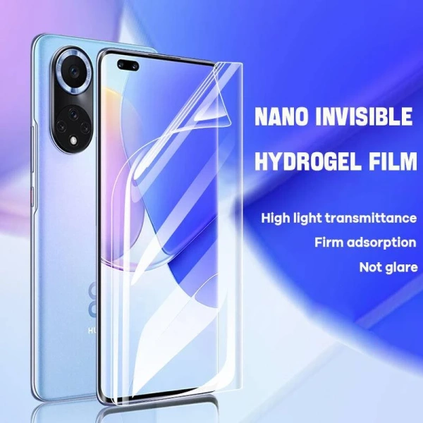 Khác với phim cường lực truyền thống, phim hydrogel có độ dẻo đàn hồi cao, lớp bảo vệ mỏng khoảng 0,2 mm và chất liệu TPU mềm dẻo. (Ảnh 2)