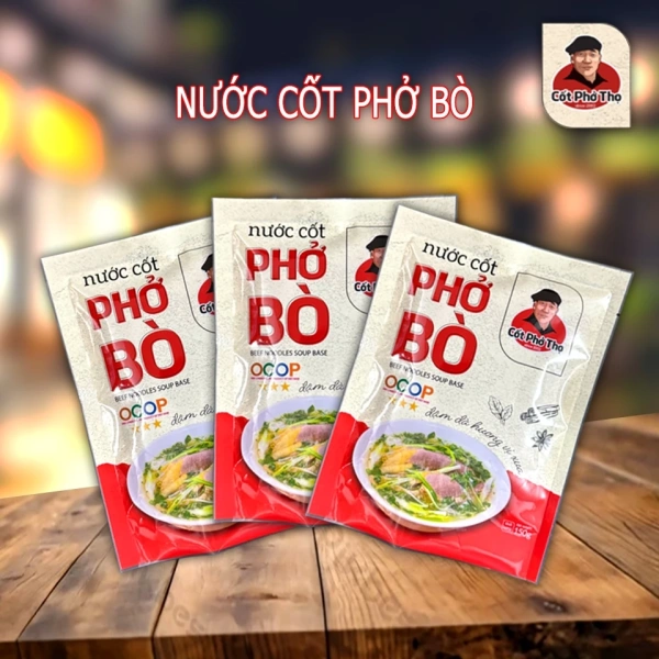 Phở xuất hiện từ cuối thế kỷ 19 ở Hà Nội, sau đó lan rộng khắp miền Bắc và miền Nam. (Ảnh 2)