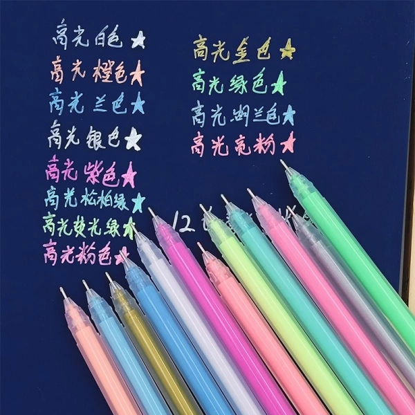 Nhìn vào bảng so sánh, bút pastel ngòi 0.8mm nổi trội ở tốc độ khô nhanh và màu pastel sáng, nhưng lại kém hơn trong việc tạo nét liền mạch khi viết dài. (Ảnh 5)