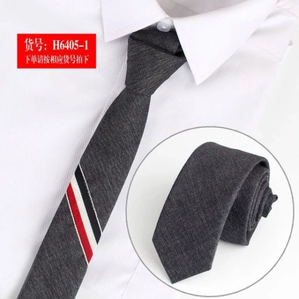 Sản phẩm được quảng cáo sử dụng vải polyester, đáp ứng yêu cầu bảo quản đơn giản: có thể sấy khô và ủi ở nhiệt độ thấp, rất tiện lợi cho những người bận rộn. (Ảnh 4) Sản phẩm được quảng cáo sử dụng vải polyester, đáp ứng yêu cầu bảo quản đơn giản: có thể sấy khô và ủi ở nhiệt độ thấp, rất tiện lợi cho những người bận rộn. (Ảnh 4)