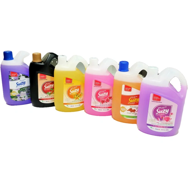Cảm giác bất ngờ khi nước lau sàn chất lượng Nhật Bản vẫn để lại vệt sau một tuần sử dụng - Ảnh 1