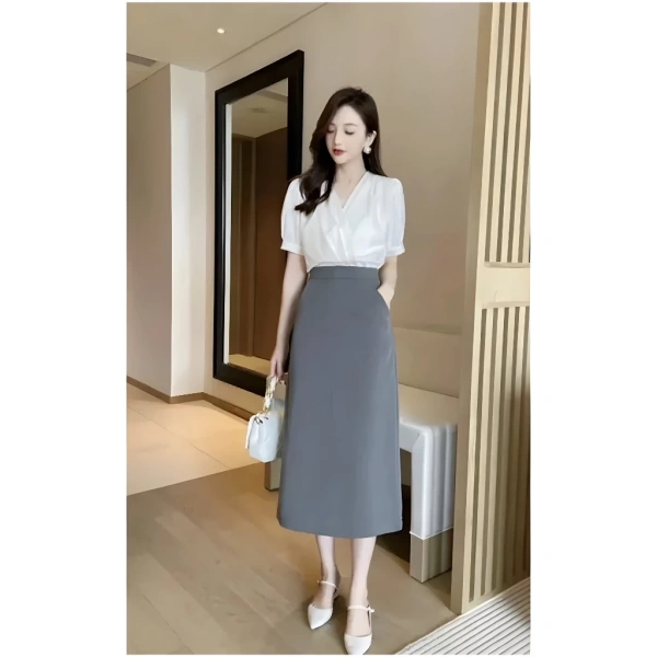 Chữ A là kiểu dáng nổi tiếng vì khả năng che khuyết điểm và làm nổi bật vòng eo. (Ảnh 2)