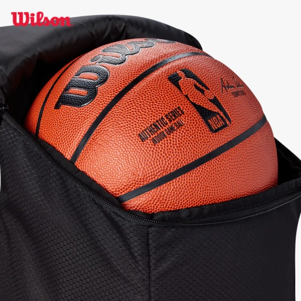 Wilson NBA Authentic Backpack (WTBA80040NBA) được thiết kế dành riêng cho các vận động viên bóng rổ muốn bảo quản đồ dùng một cách chuyên nghiệp. (Ảnh 4) Wilson NBA Authentic Backpack (WTBA80040NBA) được thiết kế dành riêng cho các vận động viên bóng rổ muốn bảo quản đồ dùng một cách chuyên nghiệp. (Ảnh 4)