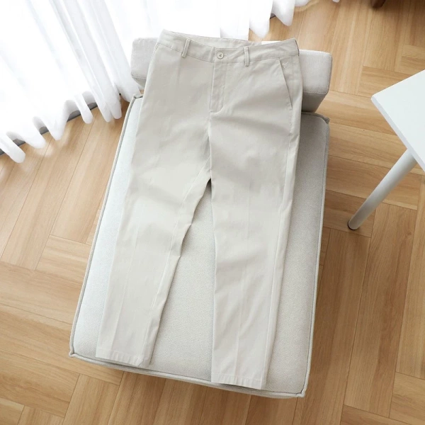 Độ vừa vặn không chỉ phụ thuộc vào size, mà còn ở cách cắt may. (Ảnh 2)