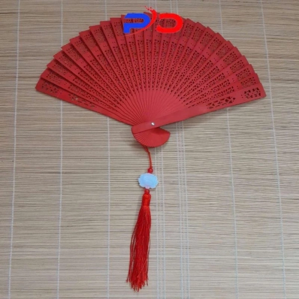 Trong những ngày đầu năm mới, nhiệt độ thường tăng dần, nhưng không phải lúc nào cũng thích hợp để sử dụng máy điều hòa hoặc máy quạt điện mạnh. (Ảnh 2)