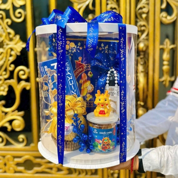 Trong thị trường hiện nay, Ruy Băng Happy New Year Cột Hộp Bánh, Trang Trí Giáng Sinh, Làm Giỏ Quà Tết (1 Cuộn - 2cm) đã nhận được nhiều phản hồi tích cực nhờ tính năng đáp ứng hầu hết các nhu cầu trên. (Ảnh 4)