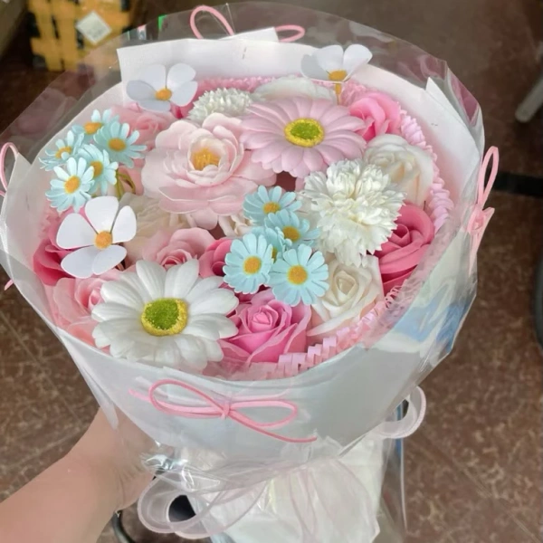 Không gian sống của mỗi người có những đặc trưng riêng. (Ảnh 2) Không gian sống của mỗi người có những đặc trưng riêng. (Ảnh 2)