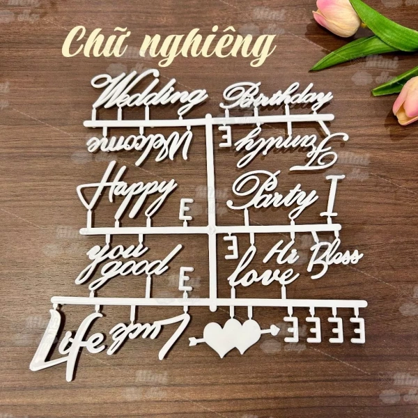 Để tối đa hoá thời gian sử dụng và giữ màu sắc luôn tươi mới, người dùng cần quan tâm tới ba khía cạnh chính: chất liệu chữ, công nghệ dán và cách bảo quản. (Ảnh 3)