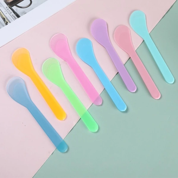 Chuyển từ thìa muỗng chung sang dụng cụ riêng cho mặt nạ và kem dưỡng: bất ngờ việc giữ sạch bồn rửa trở nên dễ dàng hơn - Ảnh 1 Chuyển từ thìa muỗng chung sang dụng cụ riêng cho mặt nạ và kem dưỡng: bất ngờ việc giữ sạch bồn rửa trở nên dễ dàng hơn - Ảnh 1