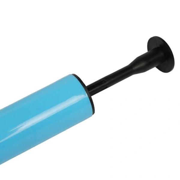 Để có cái nhìn tổng quan, hãy xét đến ba nhóm bơm phổ biến: bơm tay mini, bơm tay truyền thống (ống dài), và bơm điện cầm tay. (Ảnh 5)