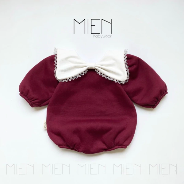 Đêm lạnh bé ủ ngủ ấm trong bodysuit nỉ lót lông dày, sáng dậy da lại đỏ ửng vì nhiệt độ quá cao - Ảnh 1 Đêm lạnh bé ủ ngủ ấm trong bodysuit nỉ lót lông dày, sáng dậy da lại đỏ ửng vì nhiệt độ quá cao - Ảnh 1