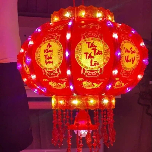Đèn lồng LED 3D xoay 360 độ làm mọi góc phòng Tết rực rỡ, nhưng việc điều chỉnh mức sáng lại bất ngờ - Ảnh 5