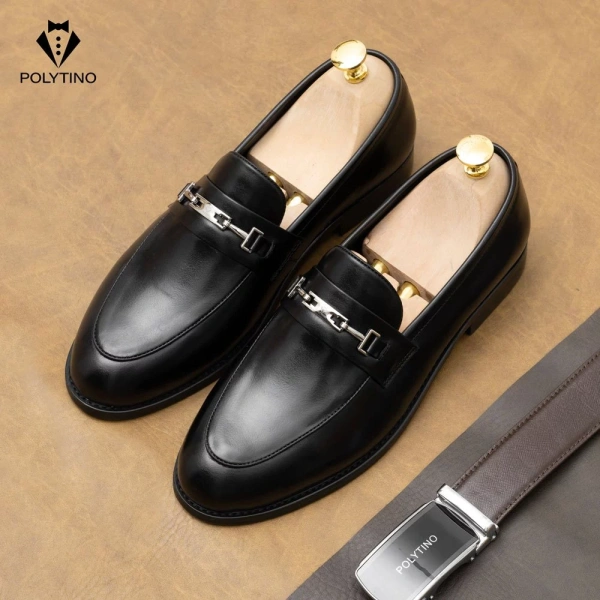 Độ êm ái và độ bám chân của giày loafer da bò công sở thực sự bất ngờ sau một ngày dài - Ảnh 1 Độ êm ái và độ bám chân của giày loafer da bò công sở thực sự bất ngờ sau một ngày dài - Ảnh 1