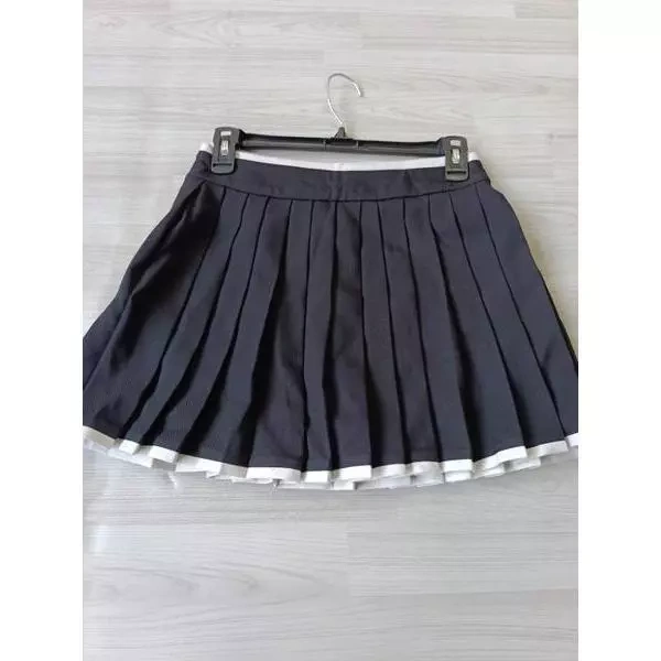 Độ nghiêng của chân vát xếp li viền trắng quyết định sự thoải mái của bé khi ngủ - Ảnh 1