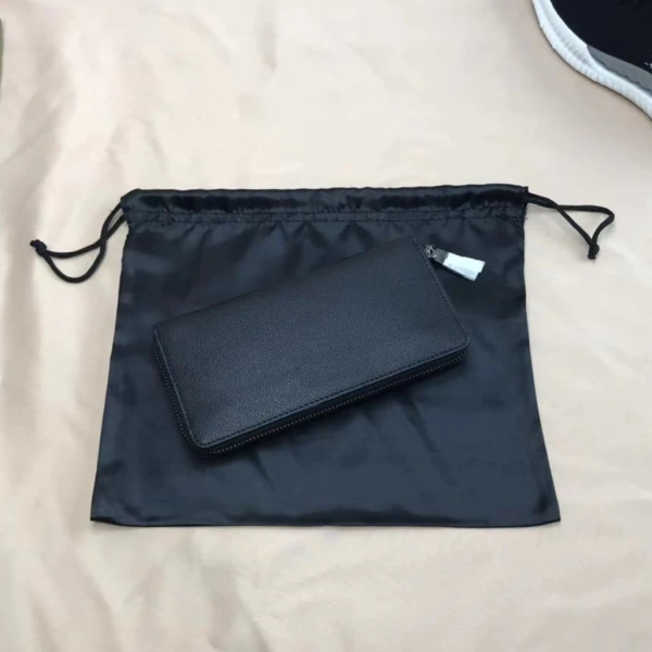 Đừng chỉ nghĩ túi bảo quản laptop là để chống bụi; dây rút lụa thực sự giúp chuẩn bị nhanh hơn trong mọi chuyến đi - Ảnh 5 Đừng chỉ nghĩ túi bảo quản laptop là để chống bụi; dây rút lụa thực sự giúp chuẩn bị nhanh hơn trong mọi chuyến đi - Ảnh 5