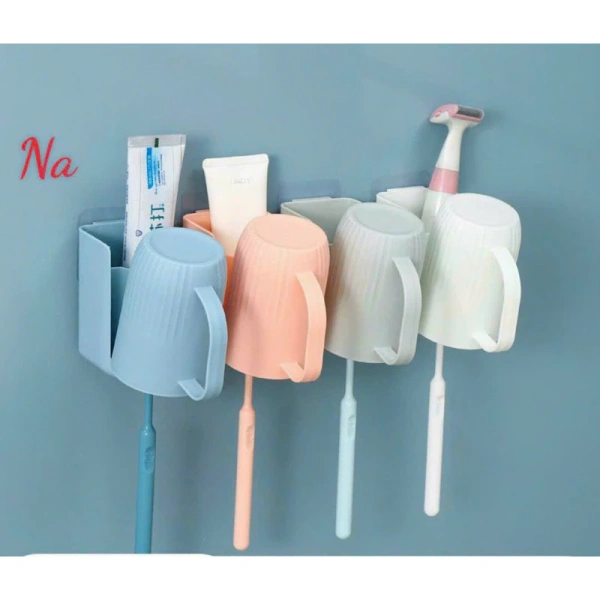 Giá đỡ bàn chải gắn tường tiết kiệm không gian, nhưng lại làm nước bắn lên tường mỗi lần rửa tay - Ảnh 1 Giá đỡ bàn chải gắn tường tiết kiệm không gian, nhưng lại làm nước bắn lên tường mỗi lần rửa tay - Ảnh 1
