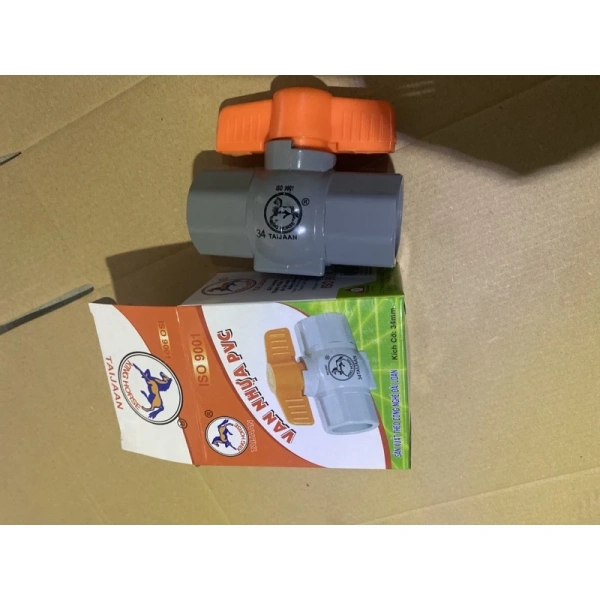 Nhựa PVC (Polyvinyl Chloride) là loại polymer được lựa chọn phổ biến cho các van nước nhờ khả năng chống ăn mòn và chi phí sản xuất thấp. (Ảnh 2) Nhựa PVC (Polyvinyl Chloride) là loại polymer được lựa chọn phổ biến cho các van nước nhờ khả năng chống ăn mòn và chi phí sản xuất thấp. (Ảnh 2)