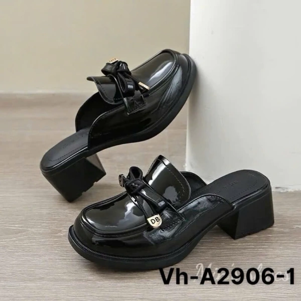 Độ bền không chỉ phụ thuộc vào chất lượng ban đầu, mà còn ở cách bạn chăm sóc giày mỗi ngày. (Ảnh 3)