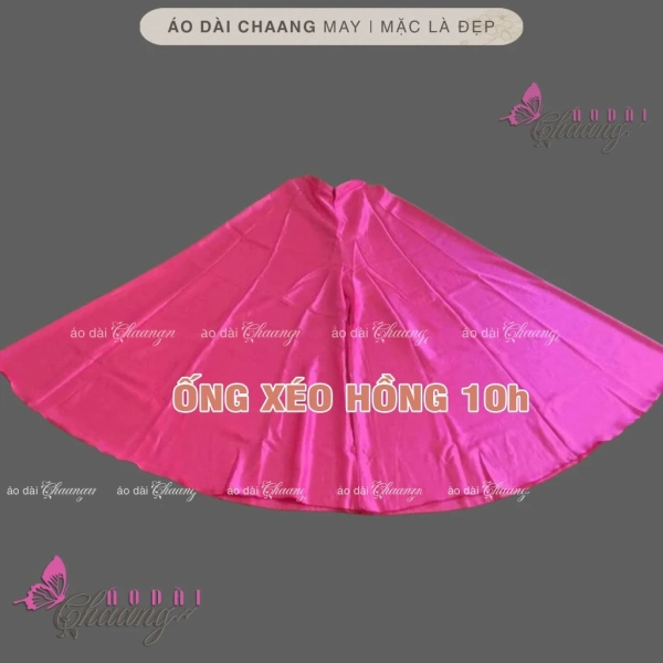 Alice, một cô dâu sinh năm 1995, chia sẻ: “Tôi muốn áo dài truyền thống màu đỏ tươi, nhưng lo ngại sẽ khó di chuyển khi chụp hàng trăm bức hình. (Ảnh 4)