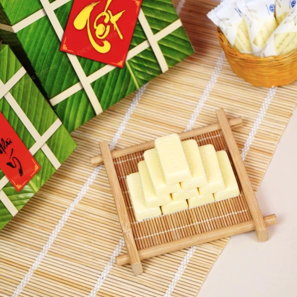 Một điểm đáng chú ý là hàm lượng canxi cao, giúp cơ thể hấp thụ canxi dễ dàng, hỗ trợ xương chắc khỏe – một lợi thế đặc biệt cho cả trẻ em và người lớn trong mùa xuân mới. (Ảnh 2)