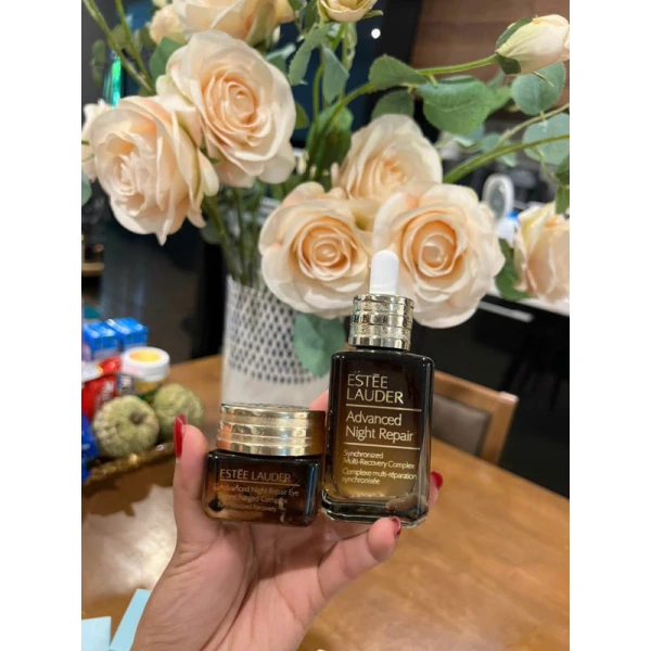 Thị trường serum và kem mắt hiện nay rất đa dạng, từ các thương hiệu cao cấp đến các nhãn hiệu dân dụng. (Ảnh 3)