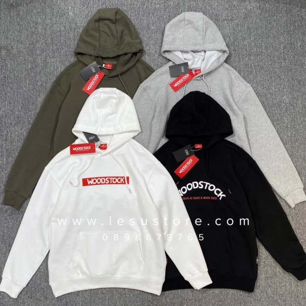 Hoodie da cá in chữ có vẻ mềm và êm lúc mới mua, nhưng độ thoáng và cảm giác lạnh lại bất ngờ khi dùng liên tục. - Ảnh 2 Hoodie da cá in chữ có vẻ mềm và êm lúc mới mua, nhưng độ thoáng và cảm giác lạnh lại bất ngờ khi dùng liên tục. - Ảnh 2