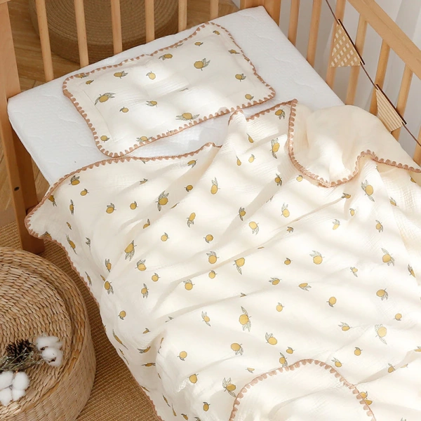 Nếu bạn đang tìm kiếm một sản phẩm đa năng, hãy ưu tiên các mẫu có khả năng chuyển đổi thành gối, chăn hoặc khăn ăn. (Ảnh 5) Nếu bạn đang tìm kiếm một sản phẩm đa năng, hãy ưu tiên các mẫu có khả năng chuyển đổi thành gối, chăn hoặc khăn ăn. (Ảnh 5)