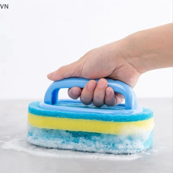 Khi bàn chải có tay cầm và miếng bọt biển cùng nhau, vết bẩn cứng đầu trong nhà tắm dường như tan biến. - Ảnh 1 Khi bàn chải có tay cầm và miếng bọt biển cùng nhau, vết bẩn cứng đầu trong nhà tắm dường như tan biến. - Ảnh 1