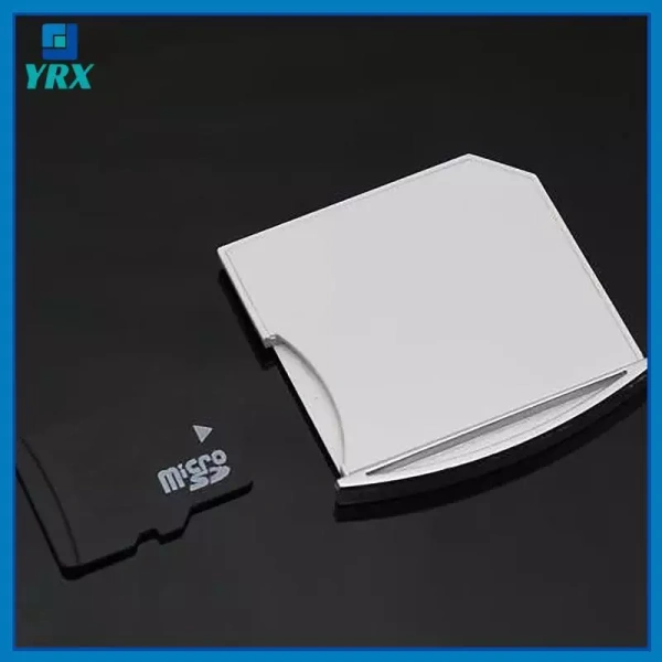 Thay vì phải mang theo một bộ hub đầy đủ, bạn có thể xem xét giải pháp đơn giản hơn: một adapter thẻ nhớ mini, kích thước chỉ vài milimet, có khả năng “ngầm” kết nối thẻ micro SD với cổng USB‑C hoặc USB‑A, tùy theo mẫu. (Ảnh 2) Thay vì phải mang theo một bộ hub đầy đủ, bạn có thể xem xét giải pháp đơn giản hơn: một adapter thẻ nhớ mini, kích thước chỉ vài milimet, có khả năng “ngầm” kết nối thẻ micro SD với cổng USB‑C hoặc USB‑A, tùy theo mẫu. (Ảnh 2)